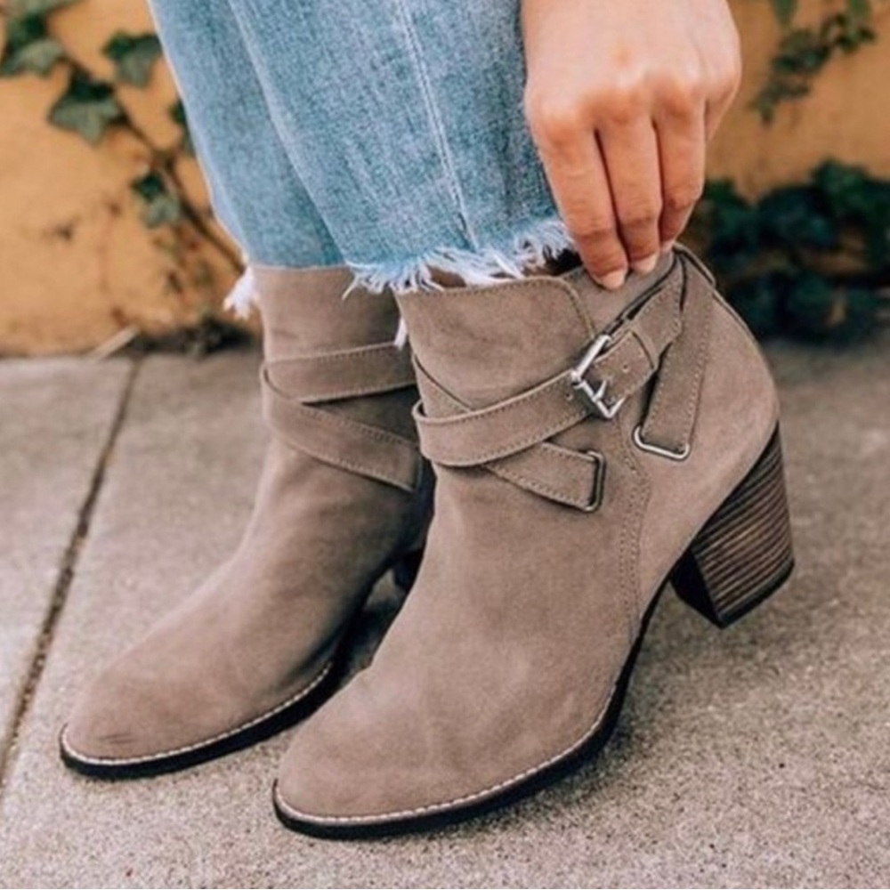 SAM EDELMAN Morris Gray Suede Ankle Bootie